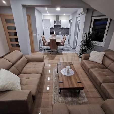 Apartman Bozur **** Satnica Dakovacka Exterior foto