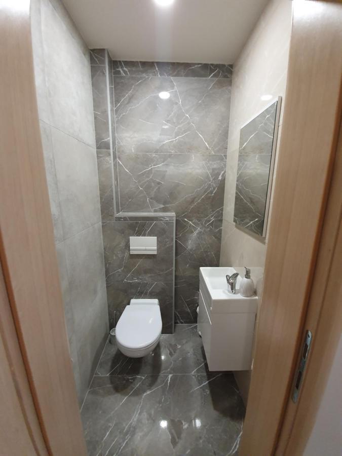 Apartman Bozur **** Satnica Dakovacka Exterior foto